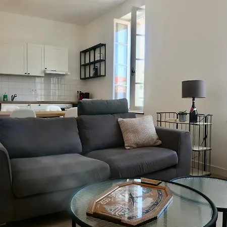 T2 De 48m2 Au Coeur Du Village De *